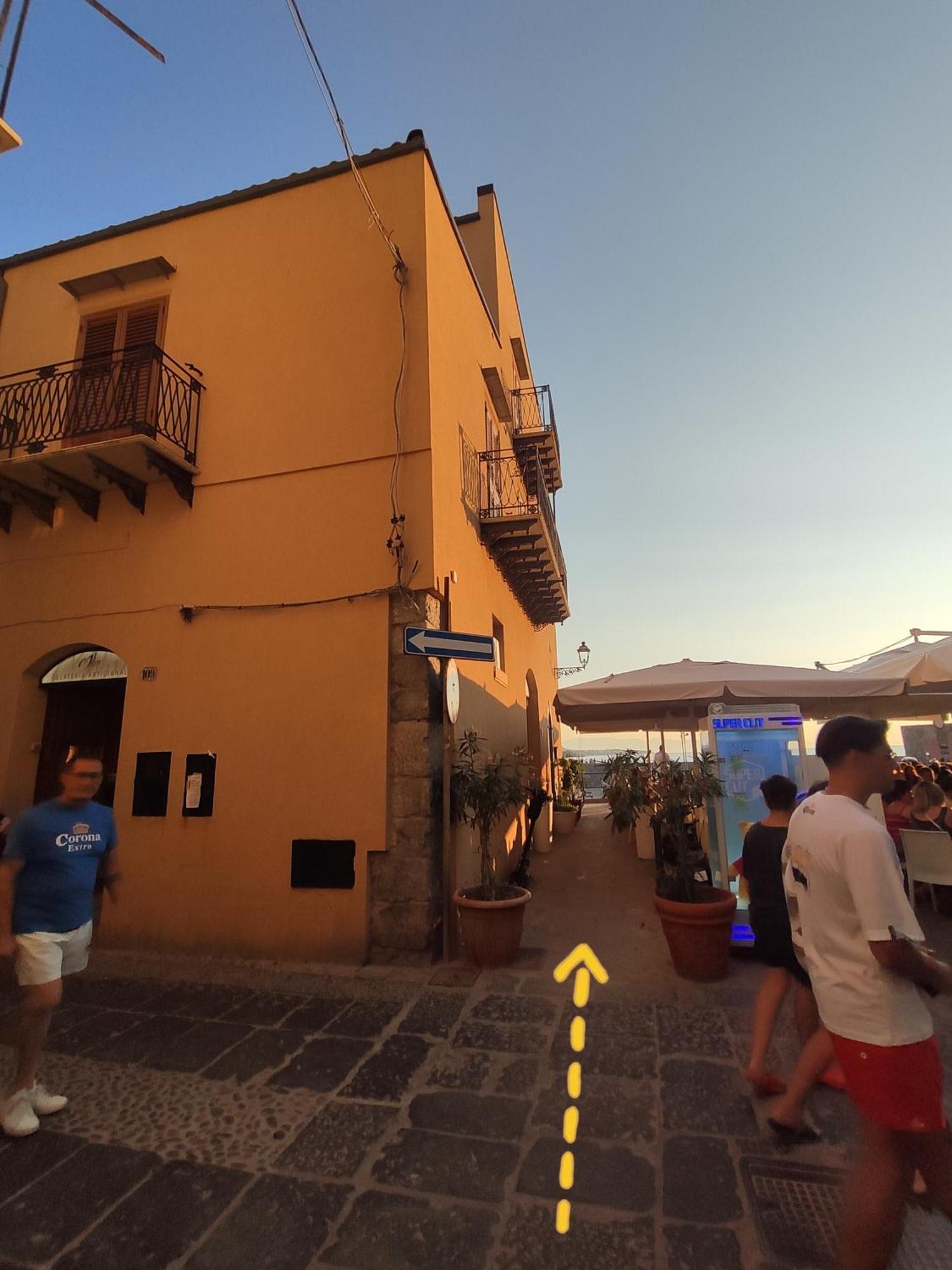 Casa Vacanze Tramonto Alla Marina Cefalú Exterior foto